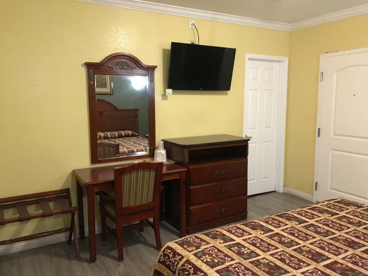 Colony Inn Motel Bellflower Extérieur photo