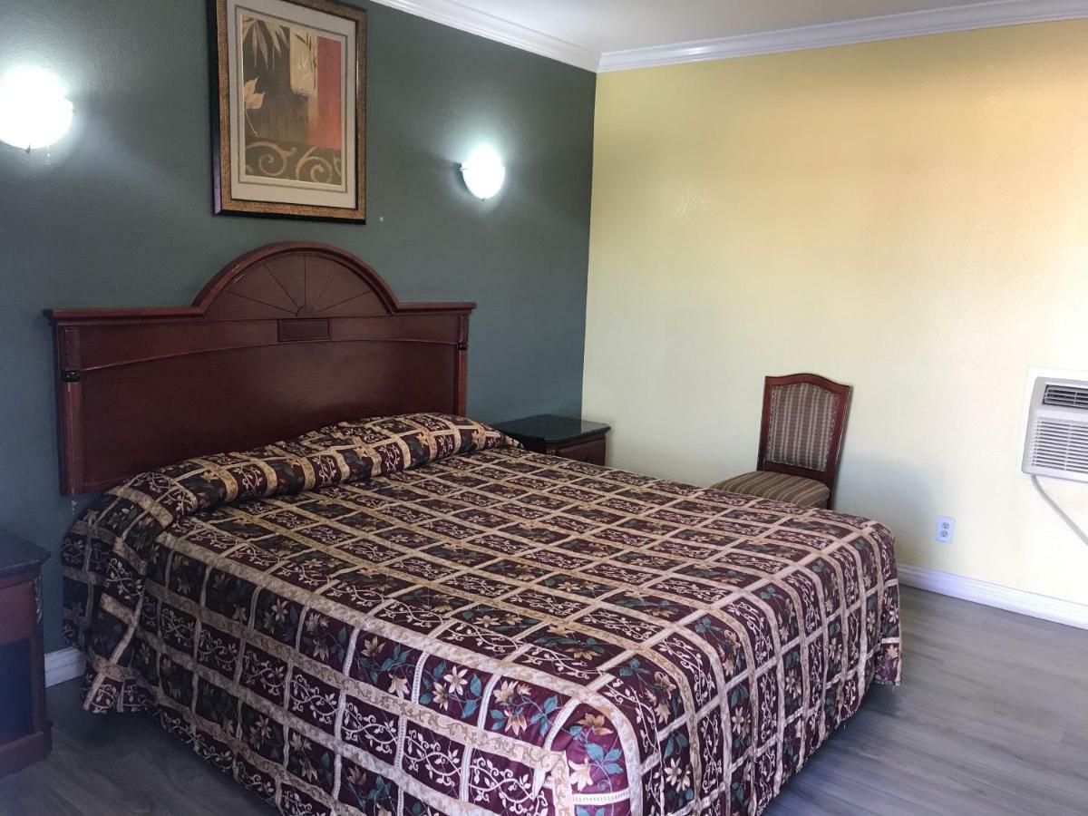 Colony Inn Motel Bellflower Extérieur photo